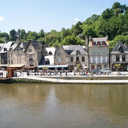 Au Fil De L'Eau - Le Bord De Rance Appartement Dinan Buitenkant foto